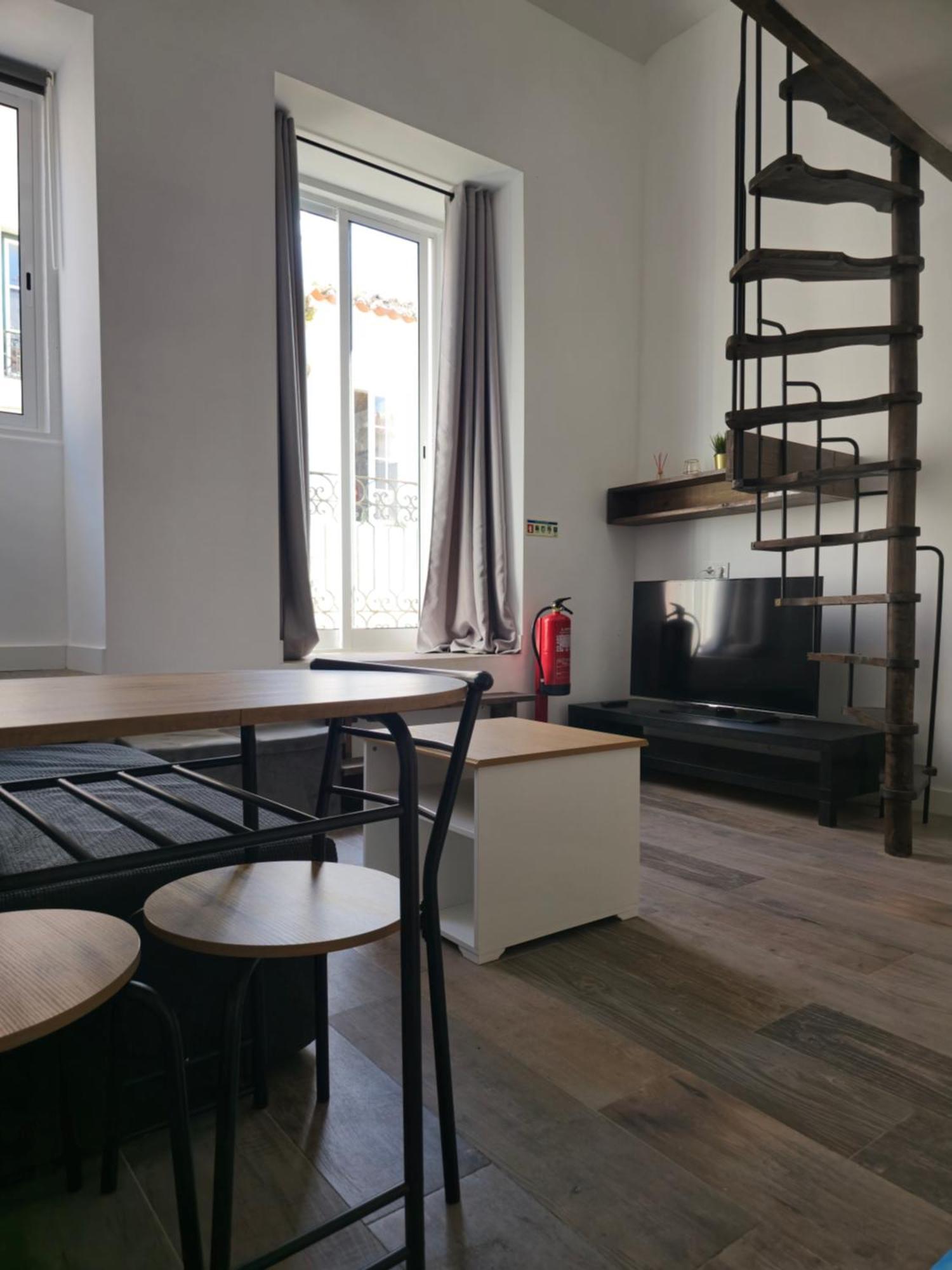 Esther Apartment Cozy Vacay Suite Setúbal Extérieur photo